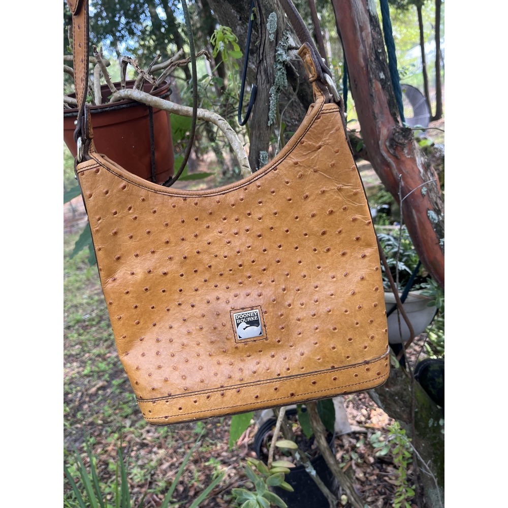 Dooney Bourke Vintage Leather Ostrich Tan‎ Hand Bag With Shoulder Strap